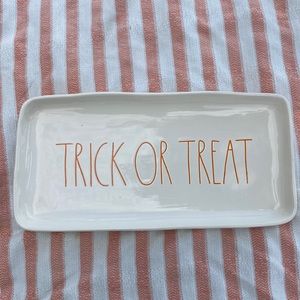 Magenta Rae Dunn “ Trick or Treat” serving tray. NWOT